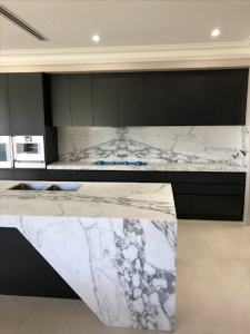 Matching Benchtops and Splashbacks
